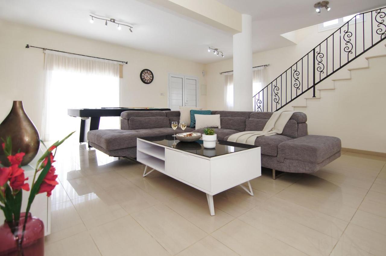 Nissi Adamite Villa Ayía Nápa Extérieur photo
